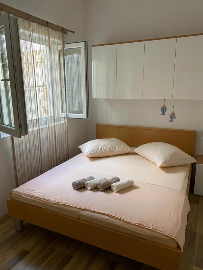 Apartmani Znaor Baška Voda Zewnętrze zdjęcie